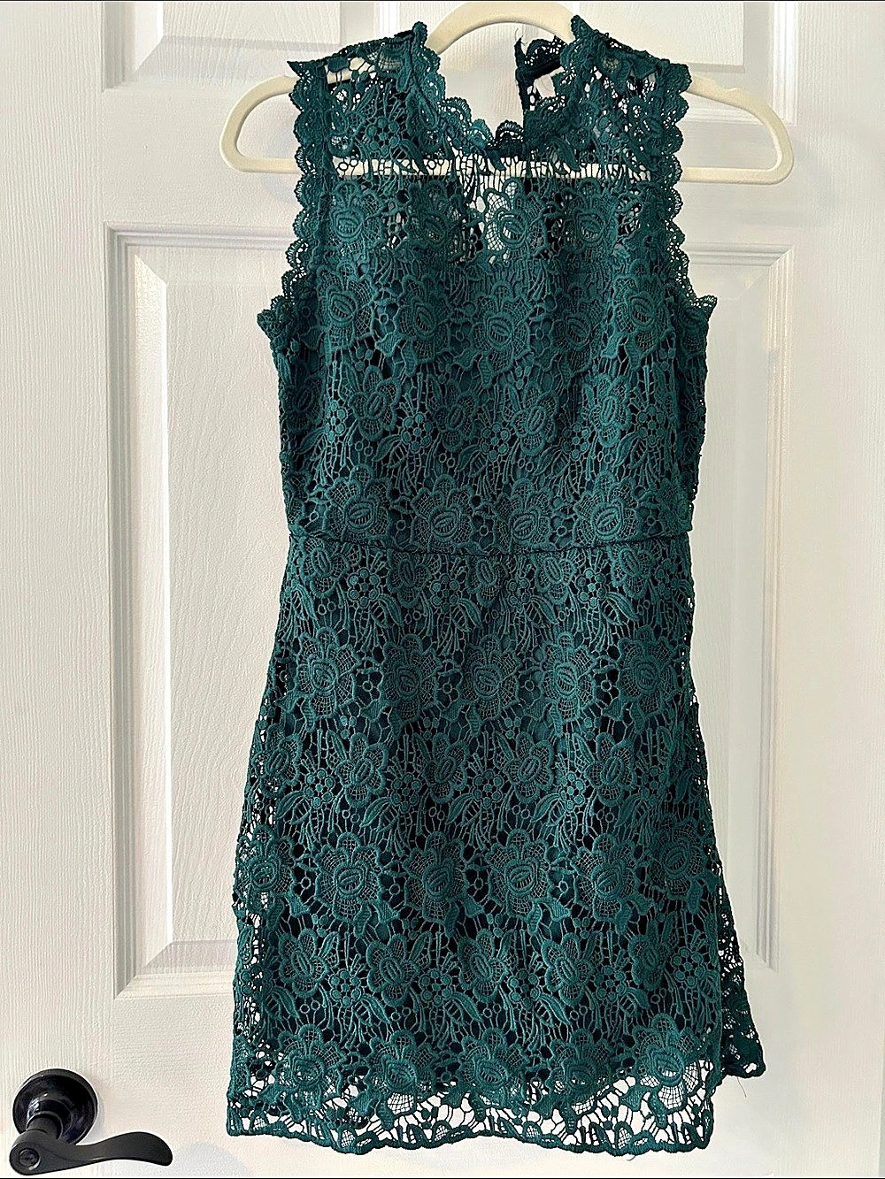 Floral Lace Mini Dress in Green Size Small Like New